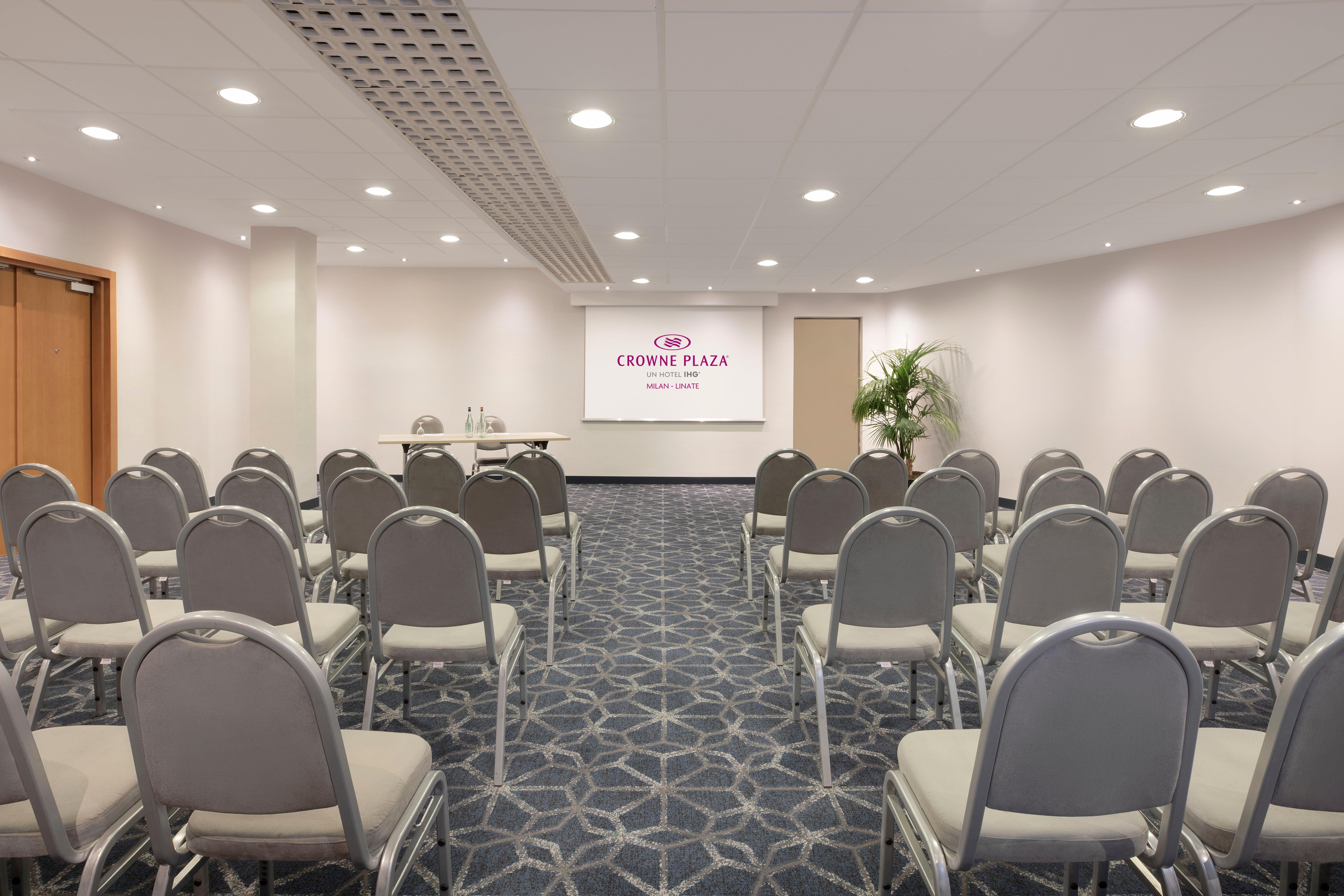 Готель Crowne Plaza Milan Linate By Ihg Сан-Донато-Міланезе Екстер'єр фото