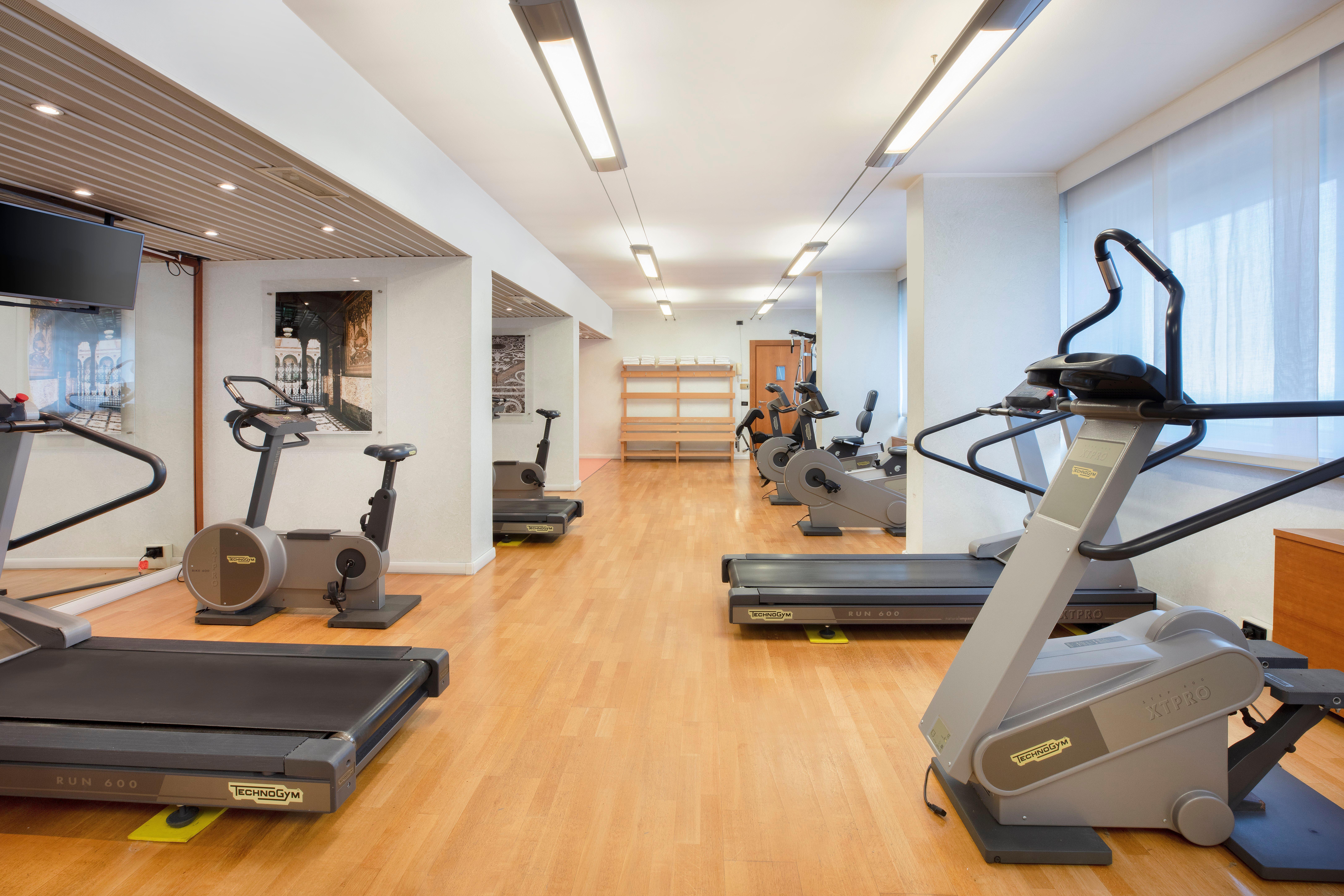 Готель Crowne Plaza Milan Linate By Ihg Сан-Донато-Міланезе Екстер'єр фото