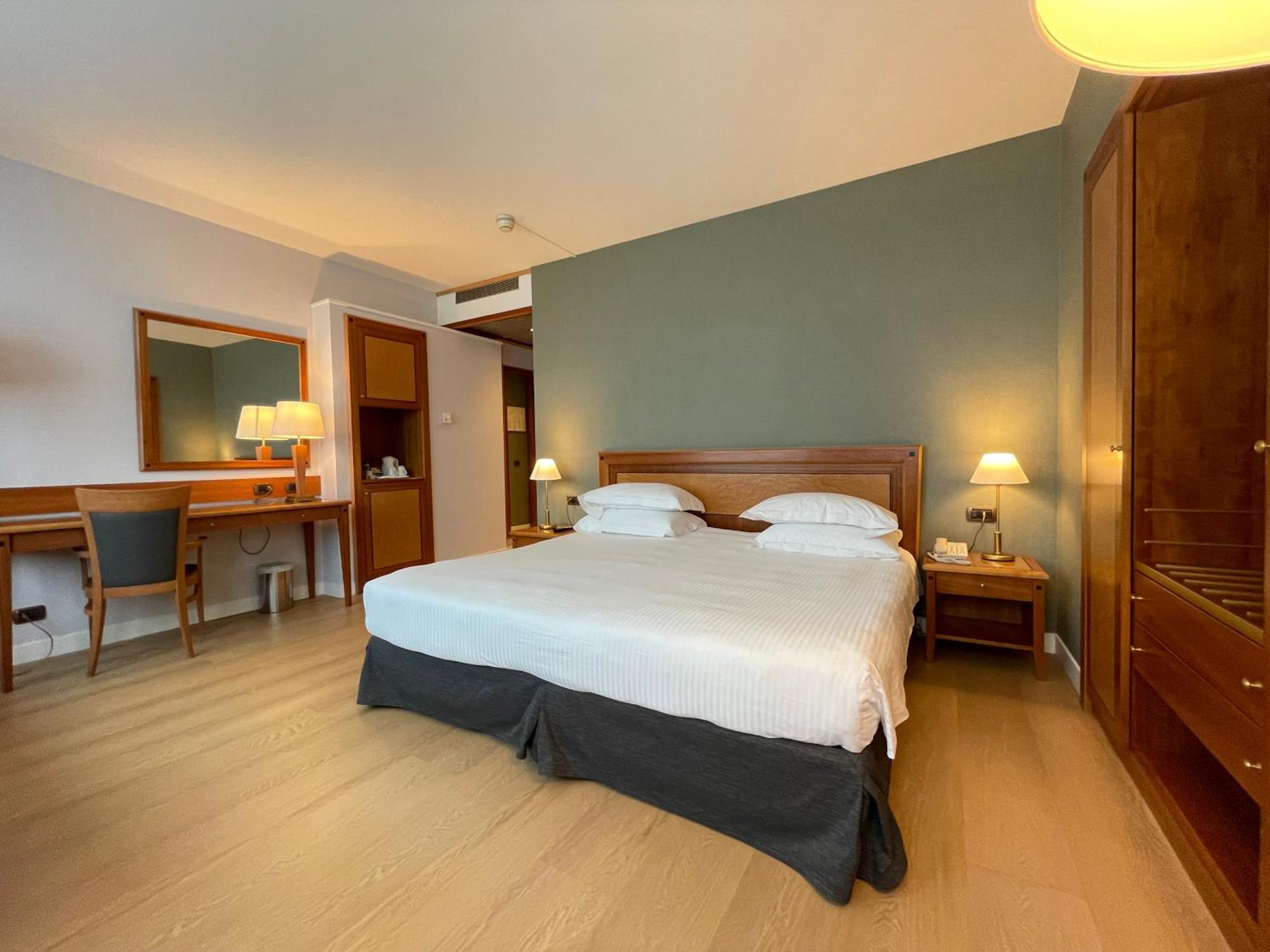 Готель Crowne Plaza Milan Linate By Ihg Сан-Донато-Міланезе Екстер'єр фото