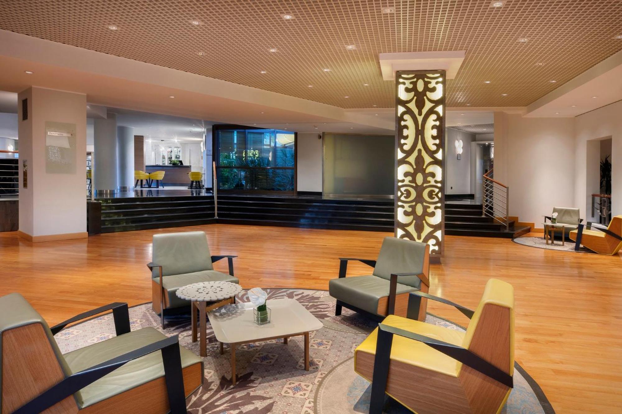 Готель Crowne Plaza Milan Linate By Ihg Сан-Донато-Міланезе Екстер'єр фото