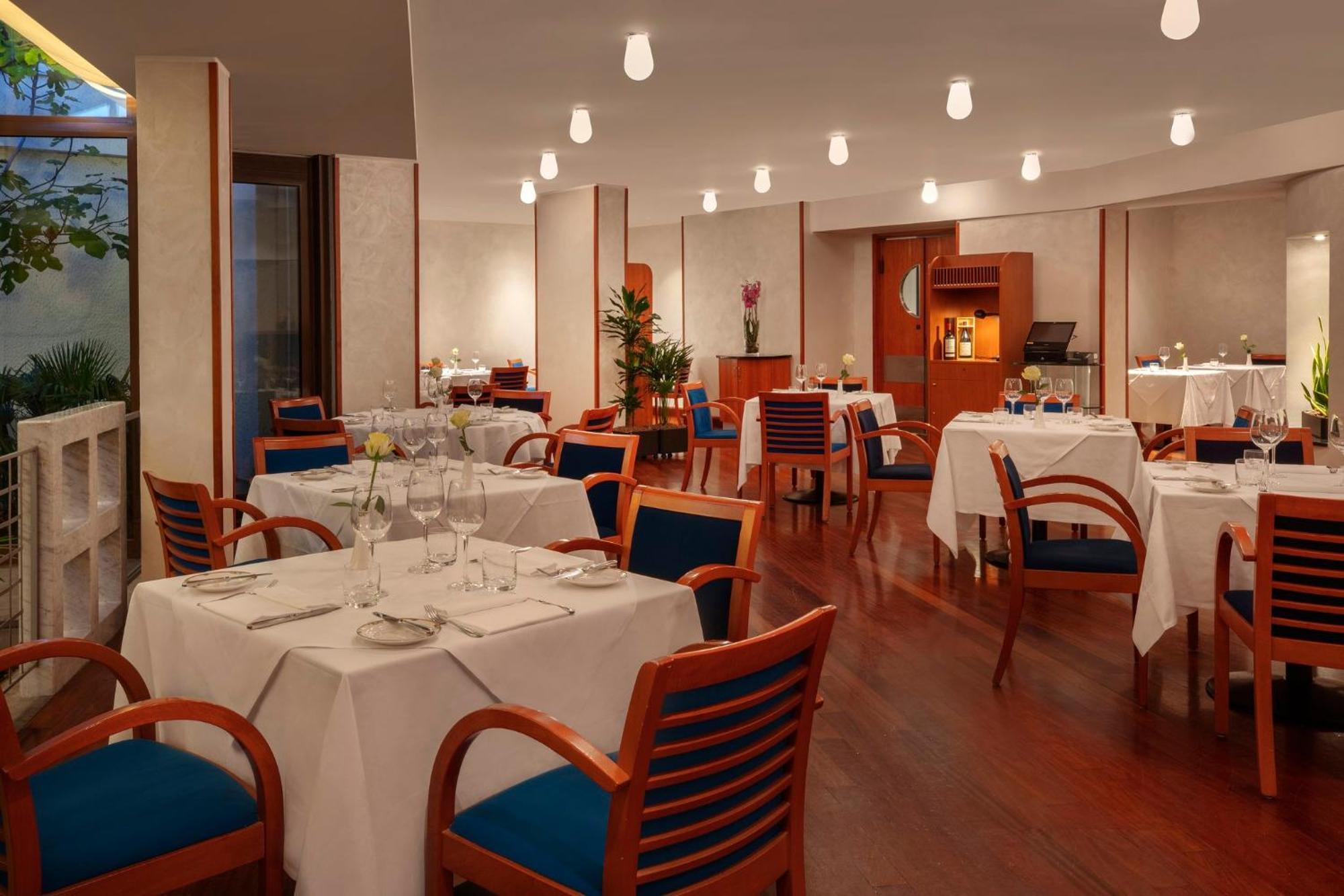 Готель Crowne Plaza Milan Linate By Ihg Сан-Донато-Міланезе Екстер'єр фото